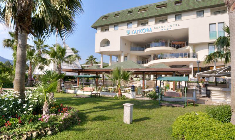 Lancora Beach Hotel